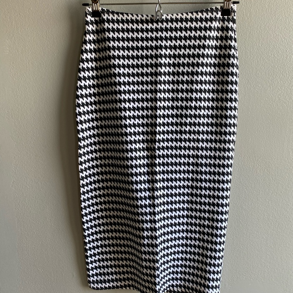 American Apparel Houndstooth Pencil Skirt